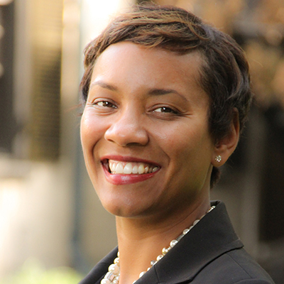 Headshot of Shajuana Isom-Payne.