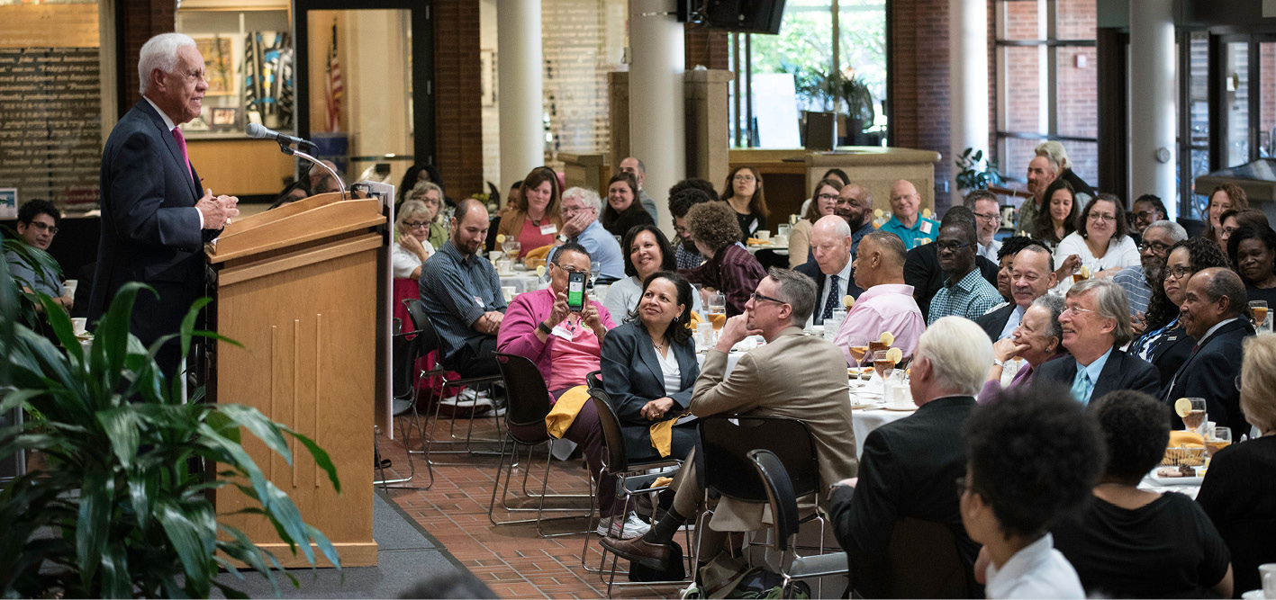 Governor L. Douglas Wilder delivers his keynote address at the Kerner Conference.